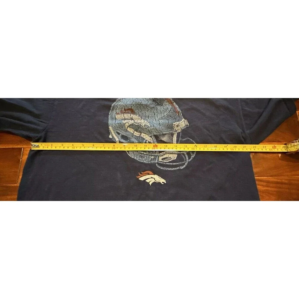 Denver Broncos Tshirt Helmet Logo T Shirt 2010 Blue NFL Football Size Large L - Picture 9 of 15